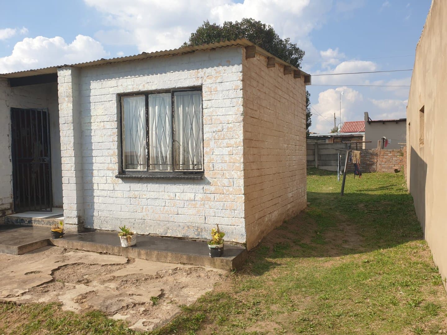 House for sale, picture 2