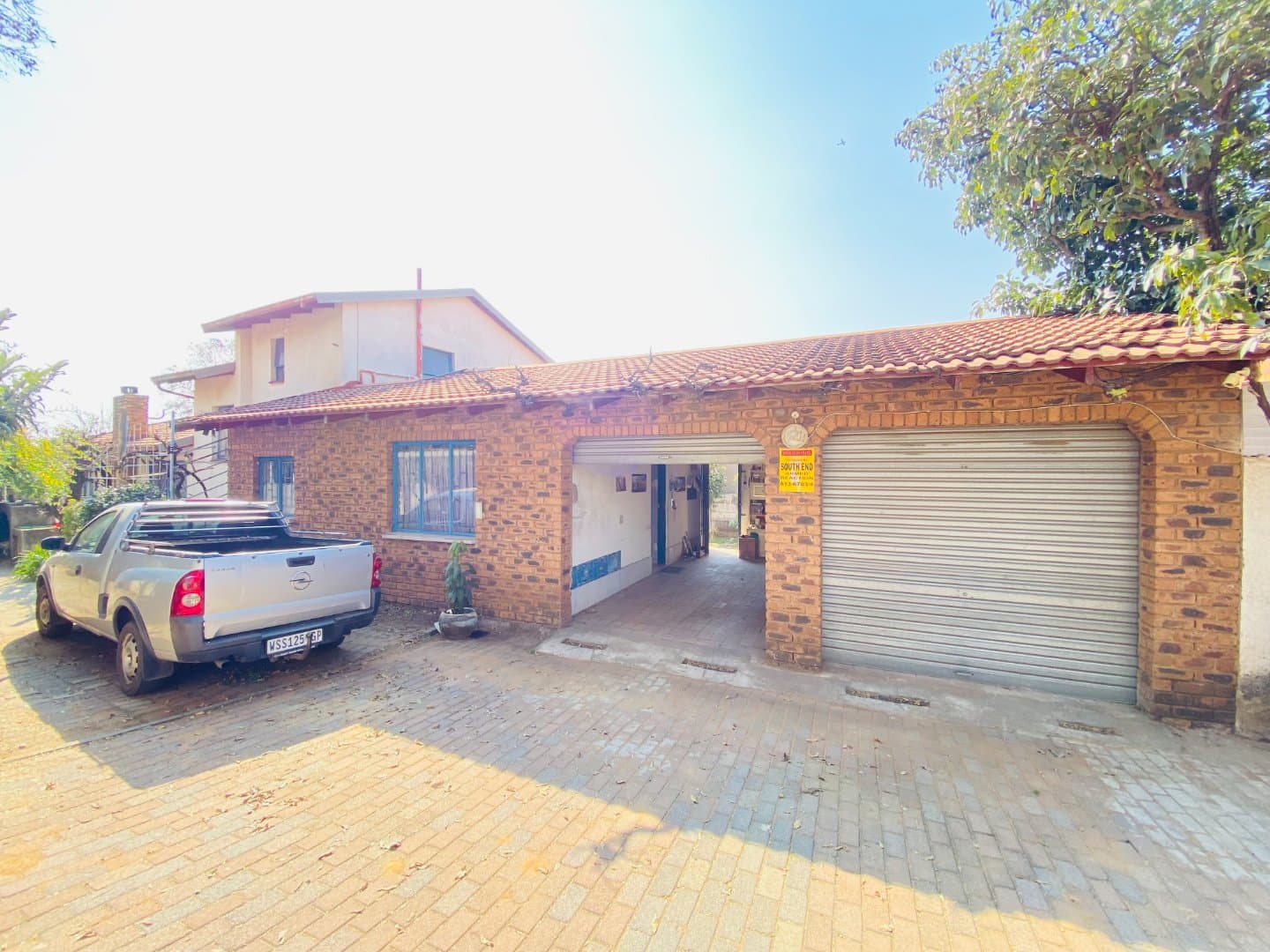 Spacious family home in Elandspark with fibre ready living