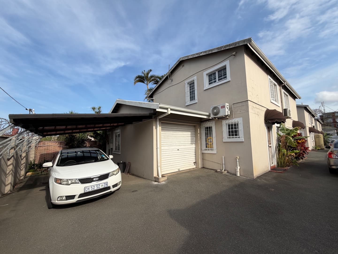 Cosy Bulwer Flat with Secure Parking and Garden