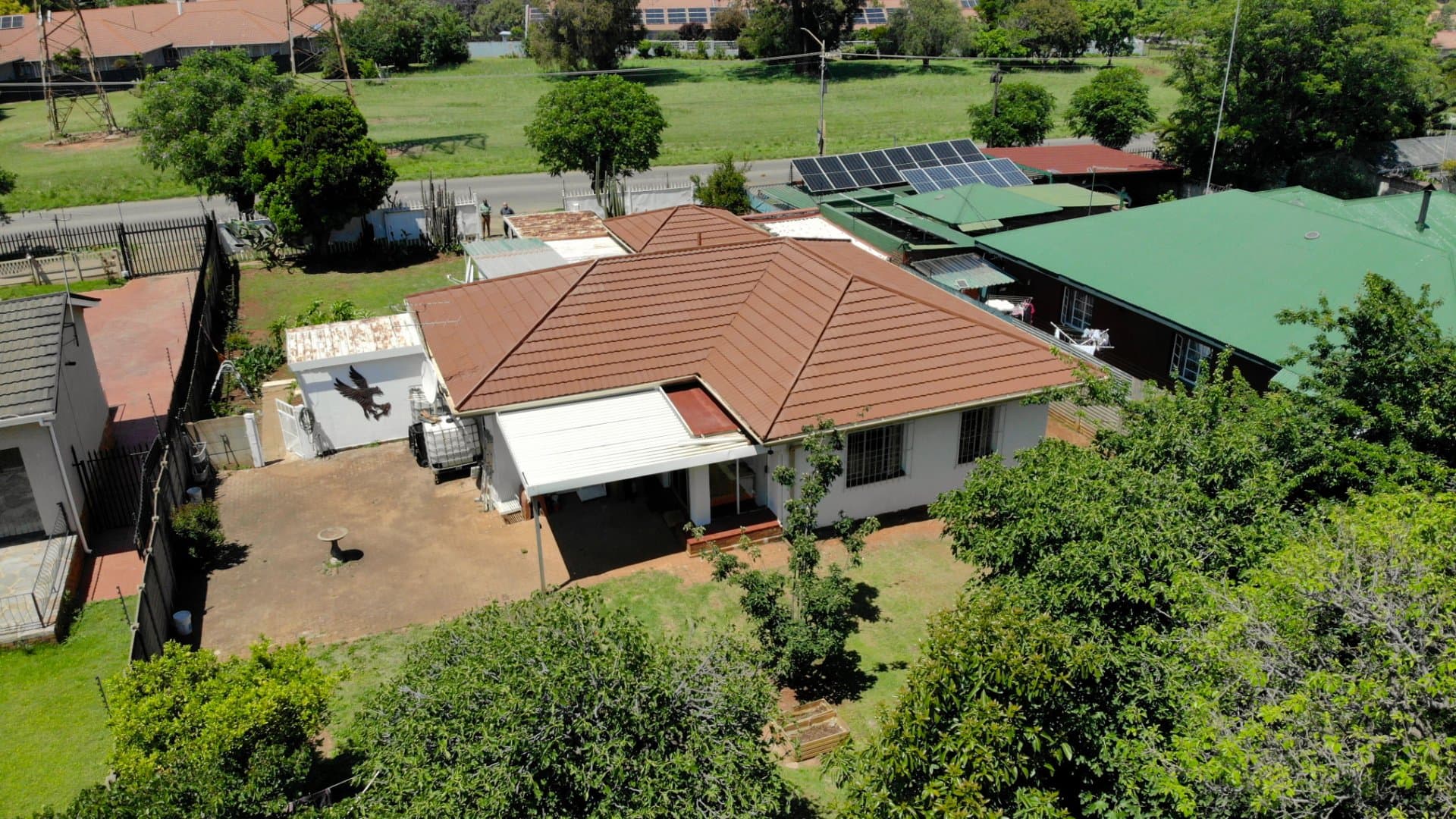 Wychwood Home with Income Generating Outbuildings and Garden Access