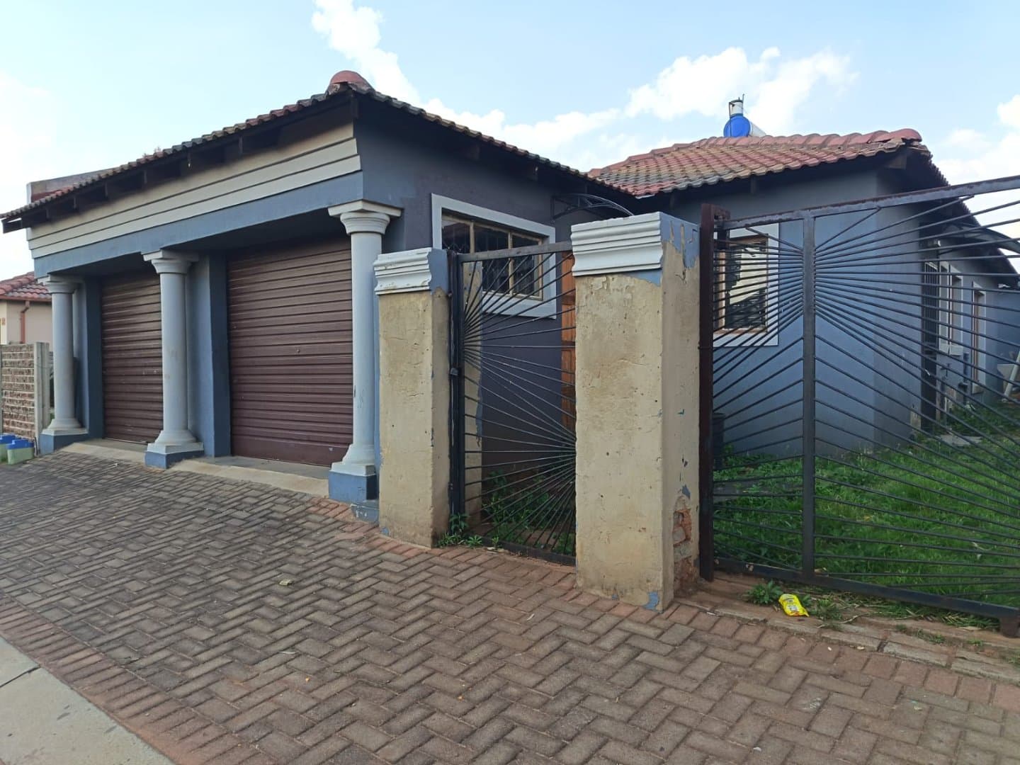 House with 3 equipped rooms