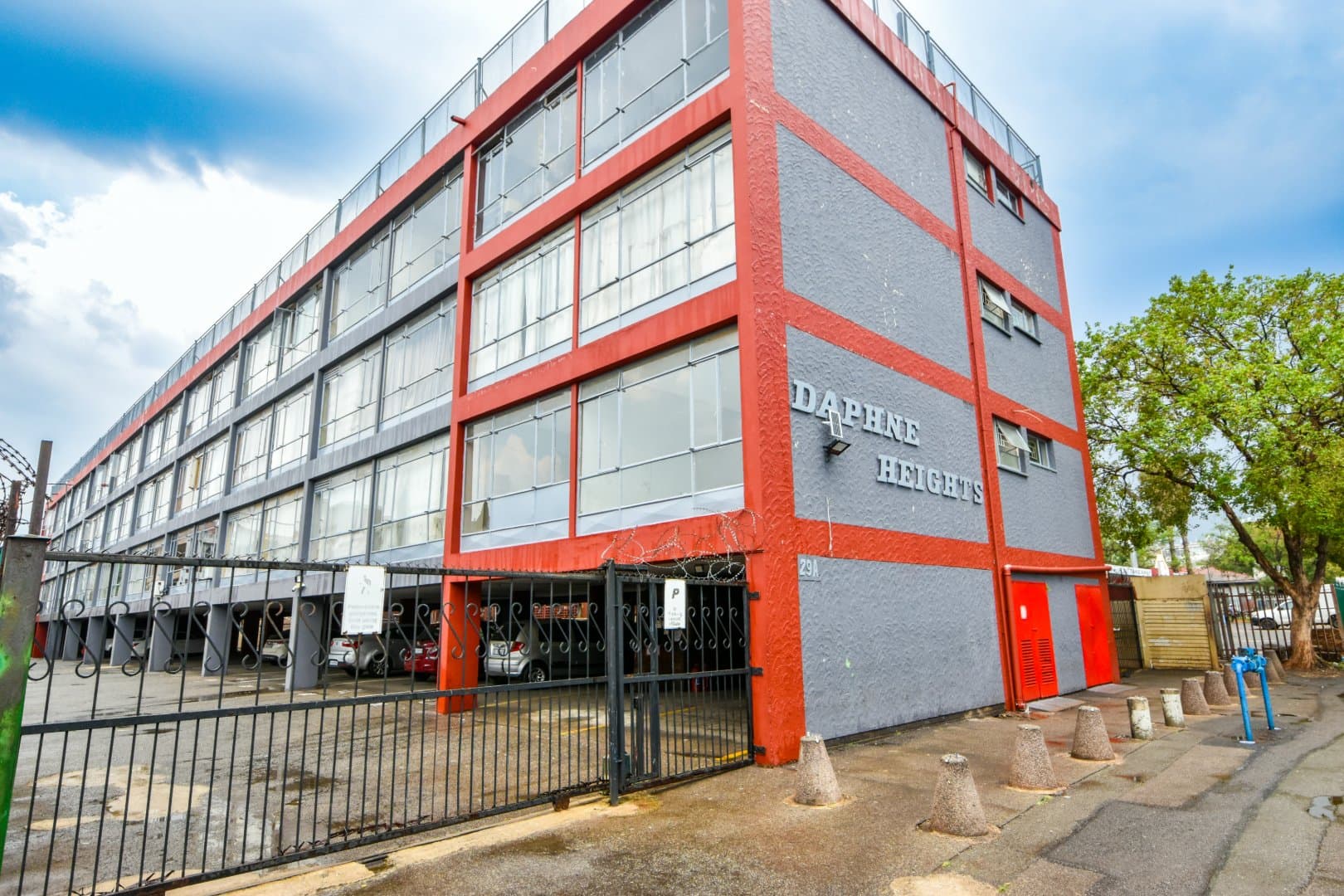 Well-Located Two-Bedroom Apartment with 24-Hour Security