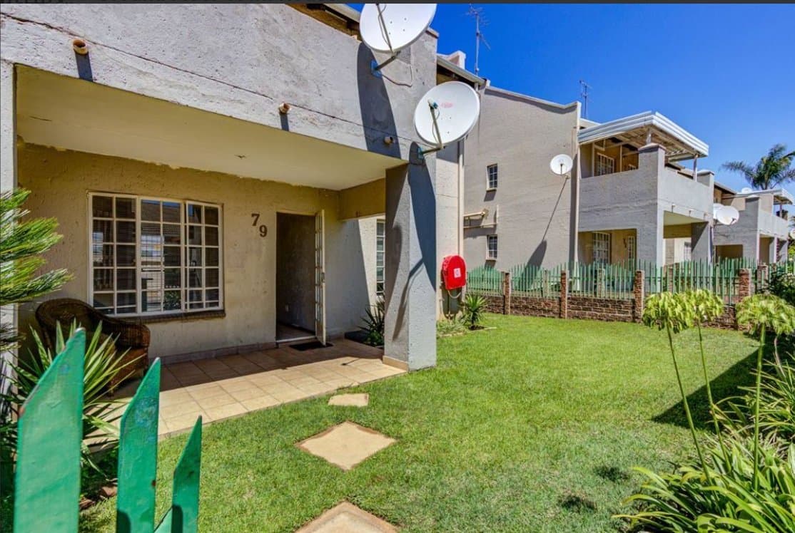 Pet-Friendly Ground Floor Unit