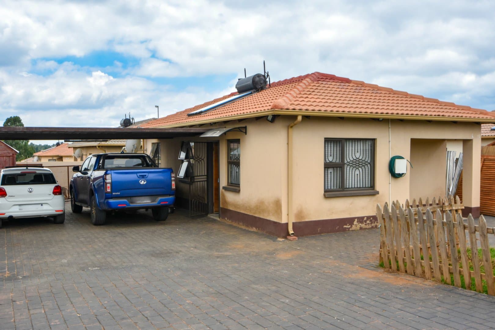 Secure, Comfortable Living in a Gated Community!, picture 3