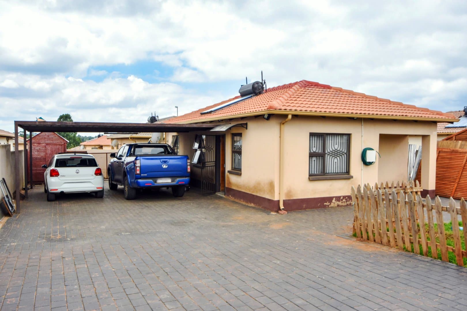 Secure, Comfortable Living in a Gated Community!