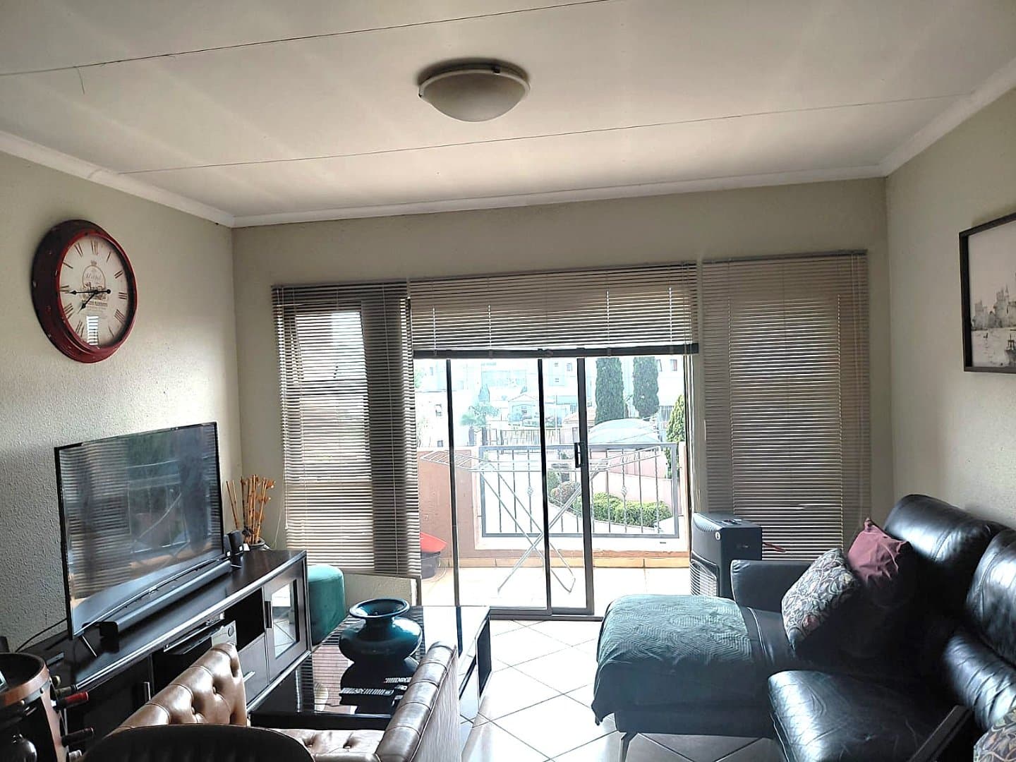 Modern 2-Bedroom Townhouse – Perfect for Lock-Up-and-Go, picture 2