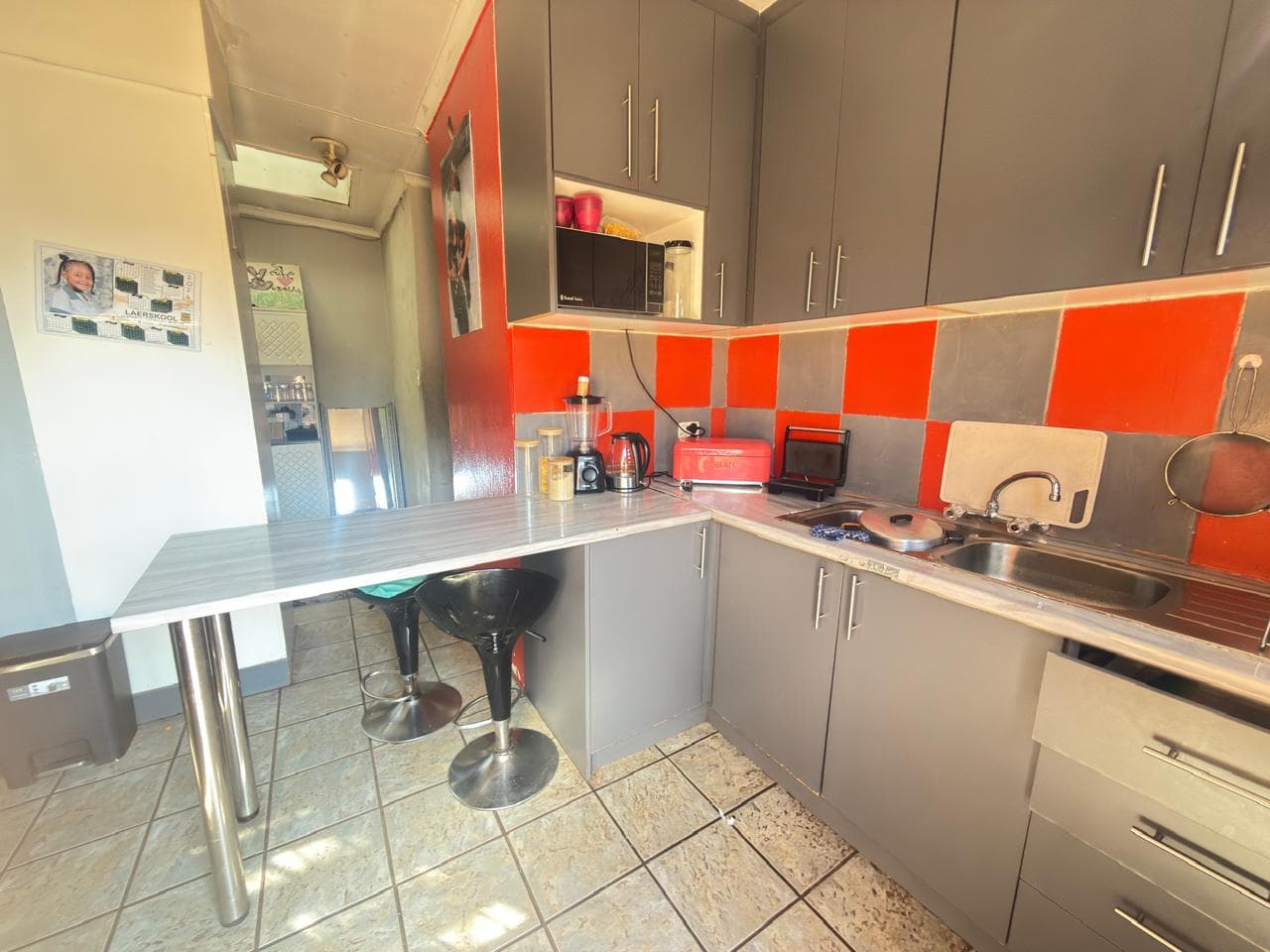 Spacious Investment Property with Endless Income Potential, picture 3