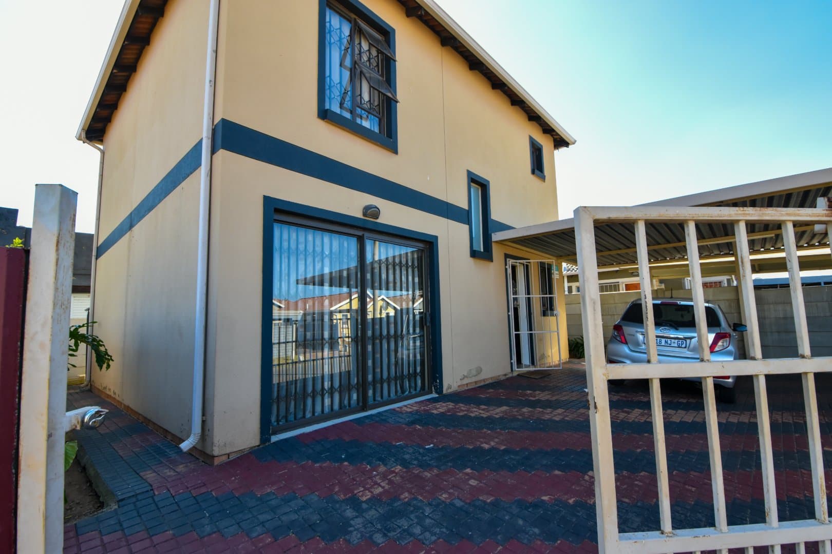 3 Bedroom Double-Storey House for Sale in Leopards Rest Security Estate, picture 2