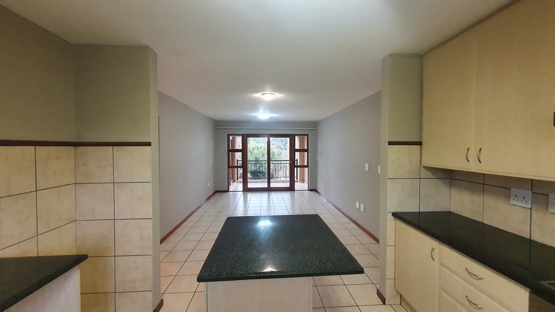Upmarket, modern & secure UPSTAIRS 2 bedroom townhouse rental at Waters Edge - avail 1st Nov 2026, picture 3